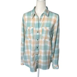 Kut from the Kloth green & white Plaid Shirt summer vacation size L